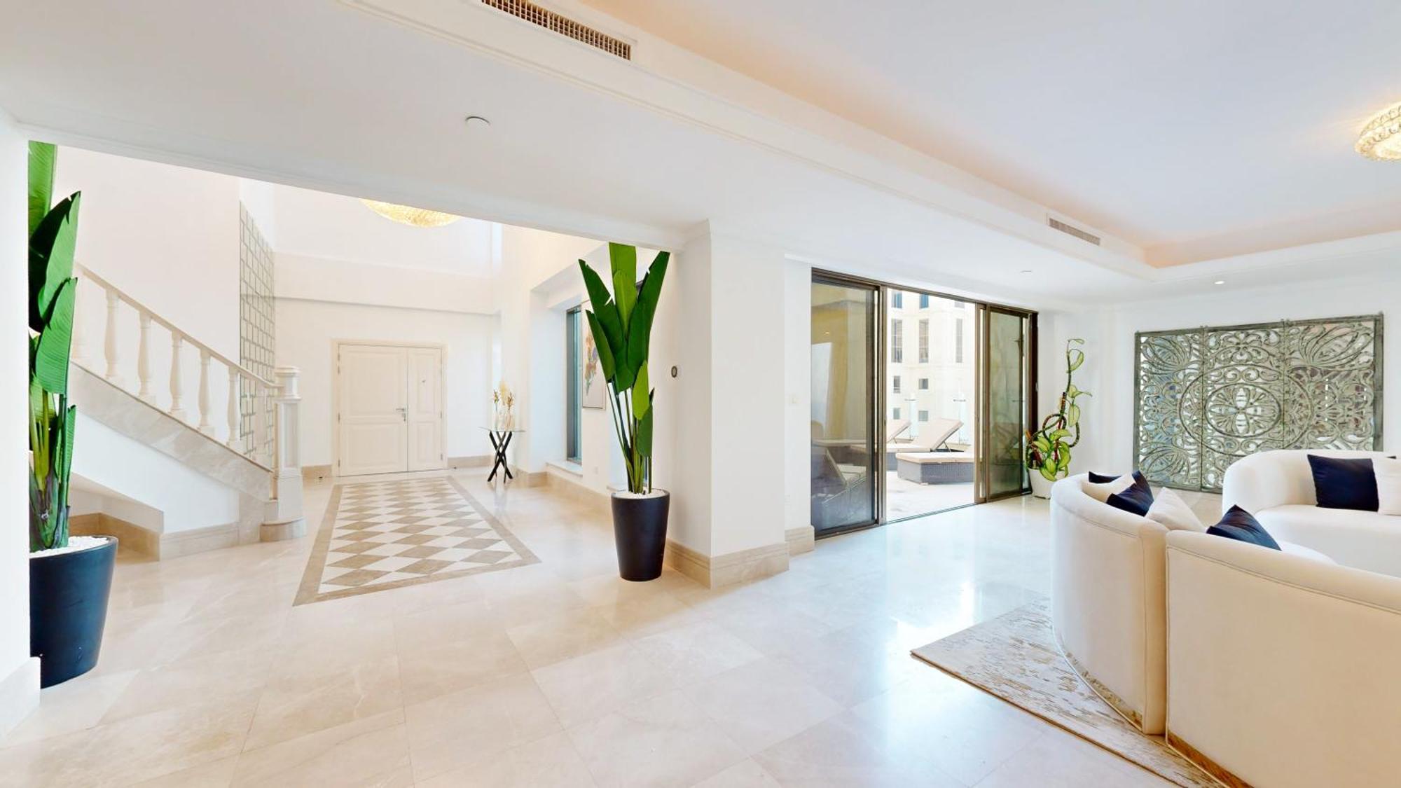 Apartment Penthouse With Private Pool And Maid Service