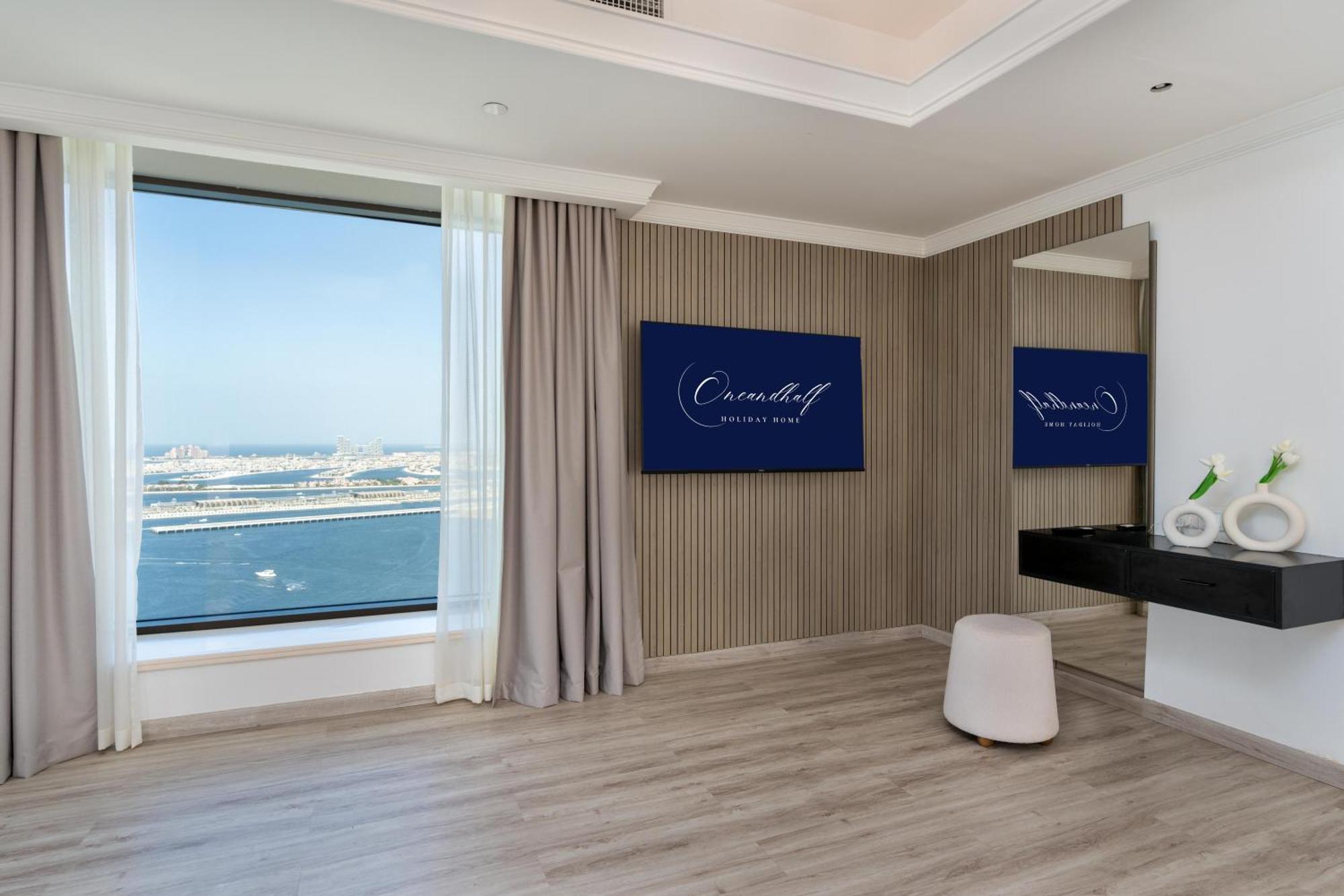 Penthouse With Private Pool And Maid Service * Dubai