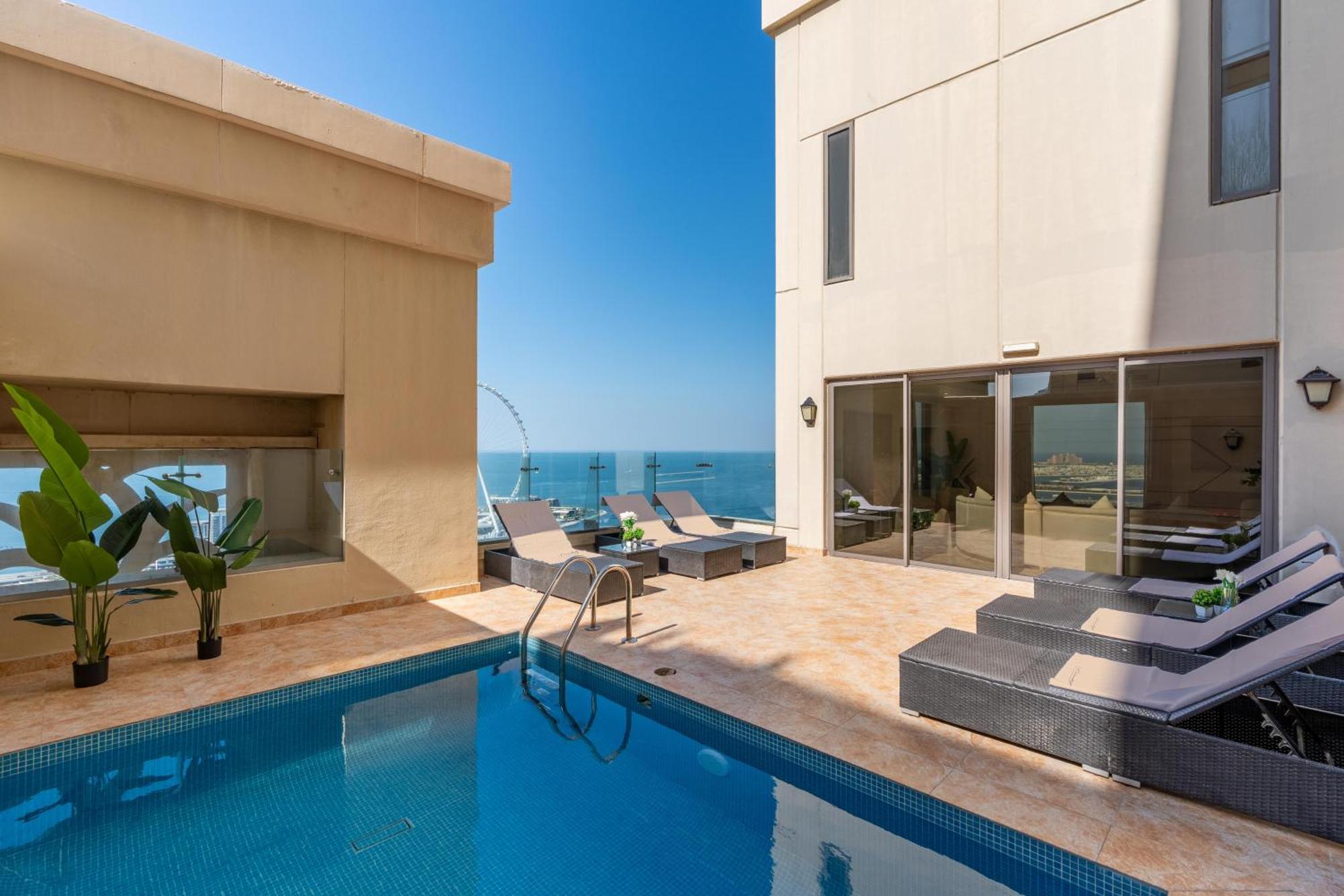Apartment Penthouse With Private Pool And Maid Service