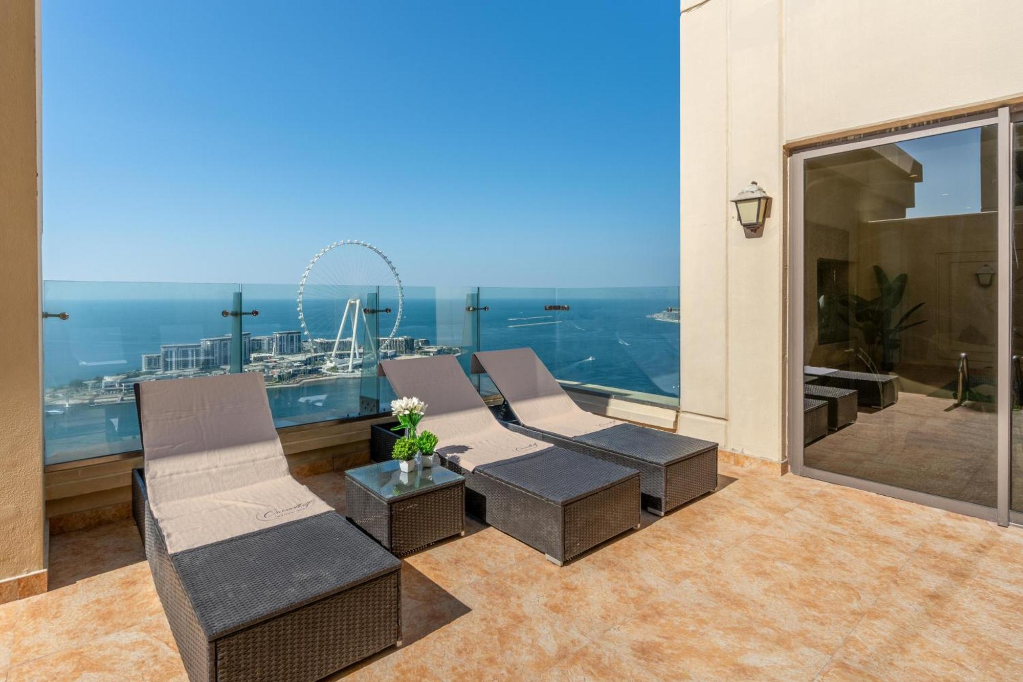 Penthouse With Private Pool And Maid Service Apartment Dubai